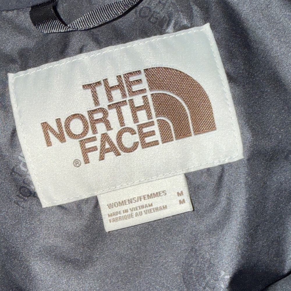 The North Face black hooded rain coat - Picture 3 of 6